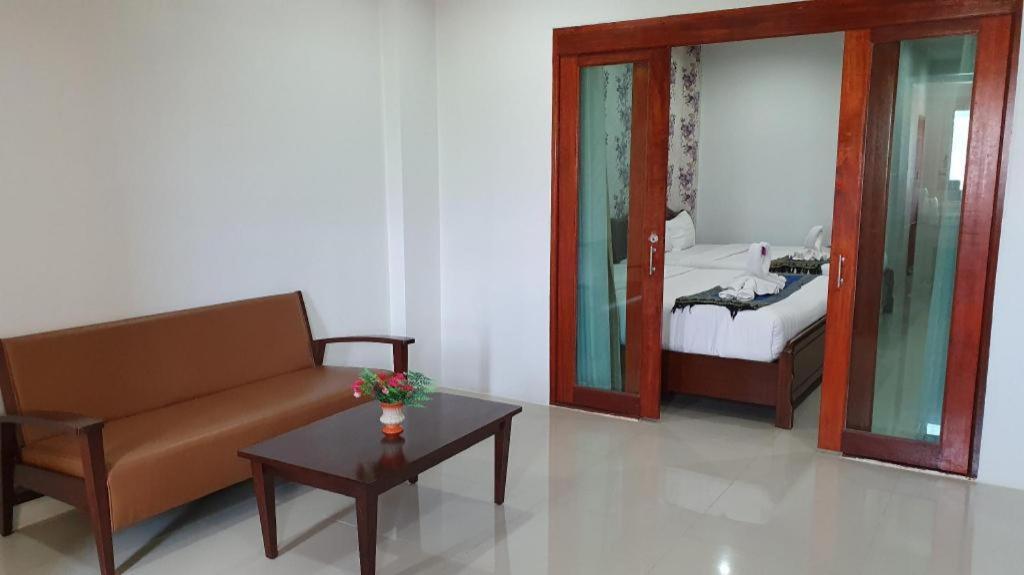 Doungta Anda Hotel Krabi Exterior photo